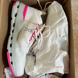 NIB On Running White and Pink Shoes LAST CALL GOING TO CONSIGN TOMORROW